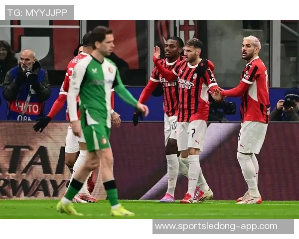 米兰或将低价引进前锋以应对希门尼斯留队局面